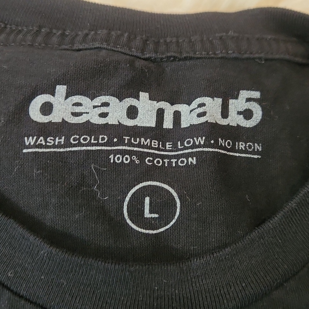 Deadmau5 Black Cotton Crewneck Concert Tshirt - Picture 2 of 4